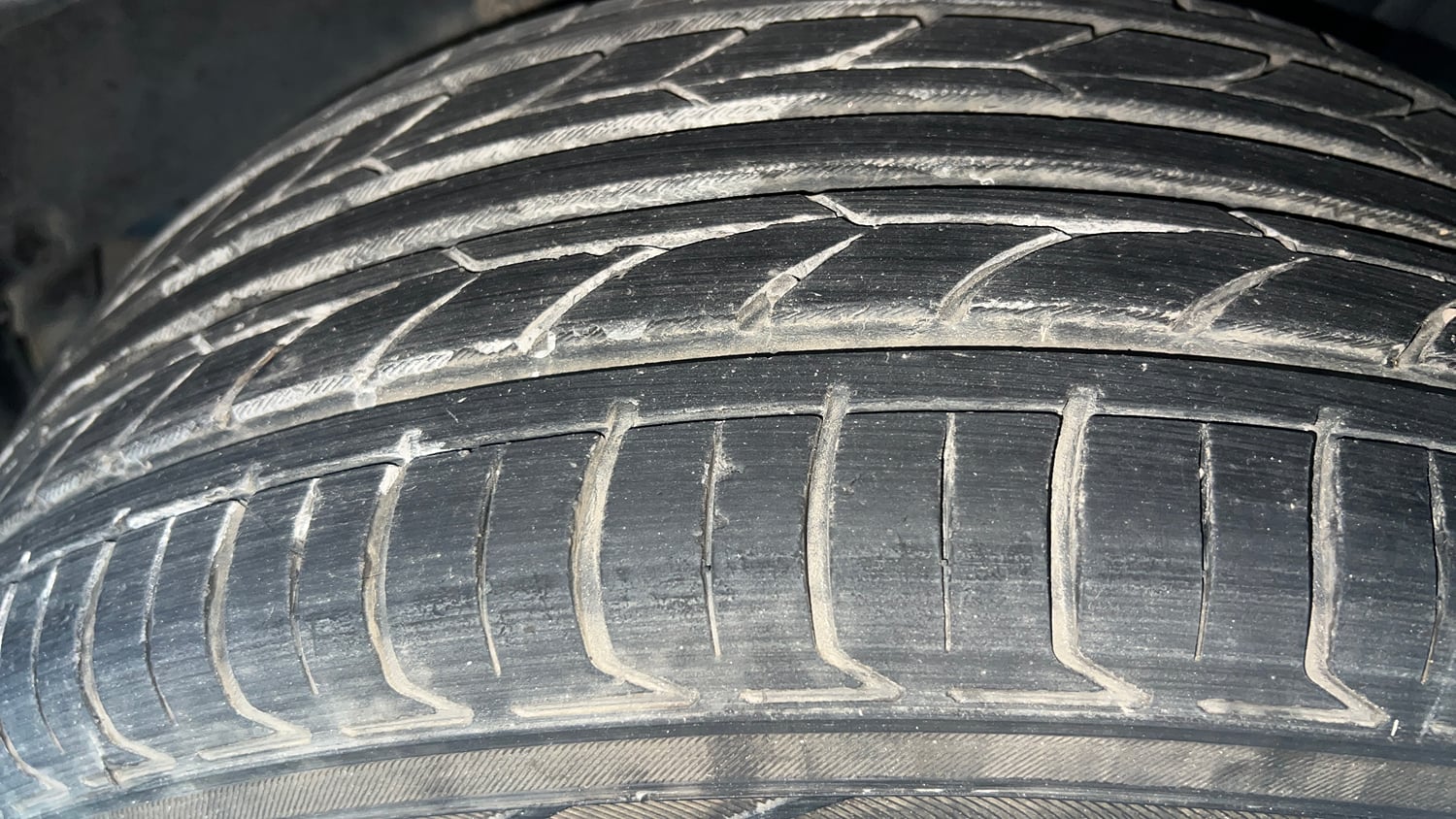 Used 2021 Tata Nexon XZA Plus Diesel Dark Edition Diesel Automatic tyres LEFT REAR TYRE TREAD VIEW