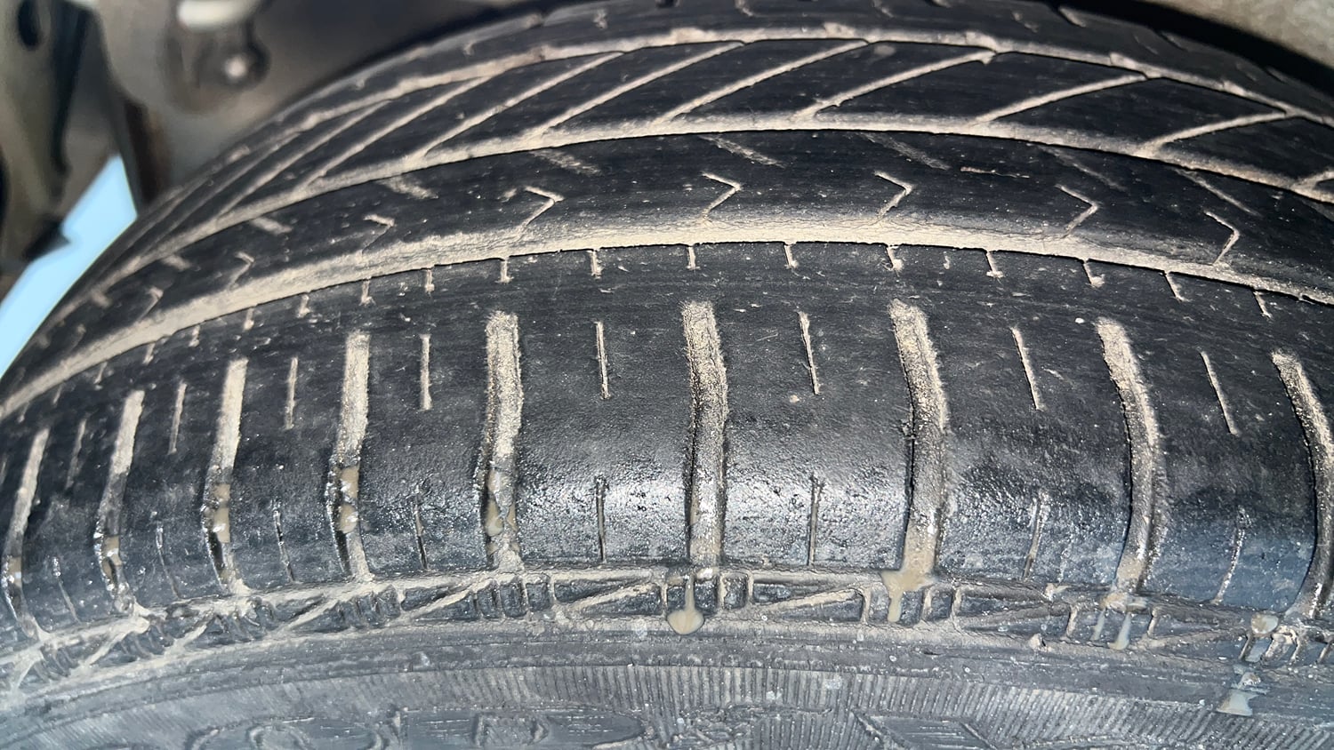Used 2018 Maruti Suzuki Celerio ZXi (O) AMT Petrol Automatic tyres RIGHT REAR TYRE TREAD VIEW