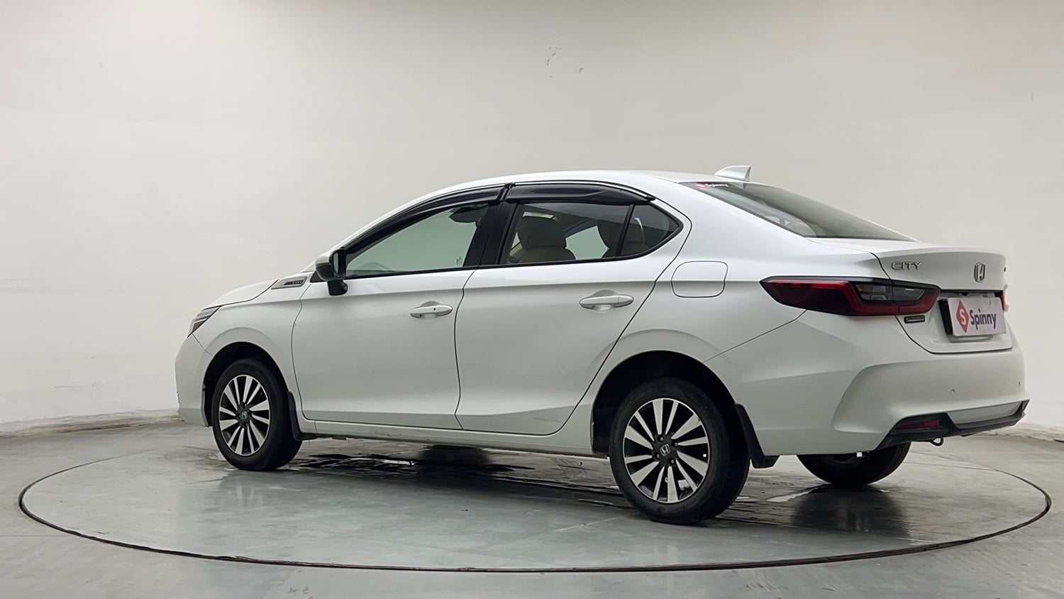 Used 2024 Honda City Elegant Edition CVT Petrol Automatic exterior LEFT REAR CORNER VIEW