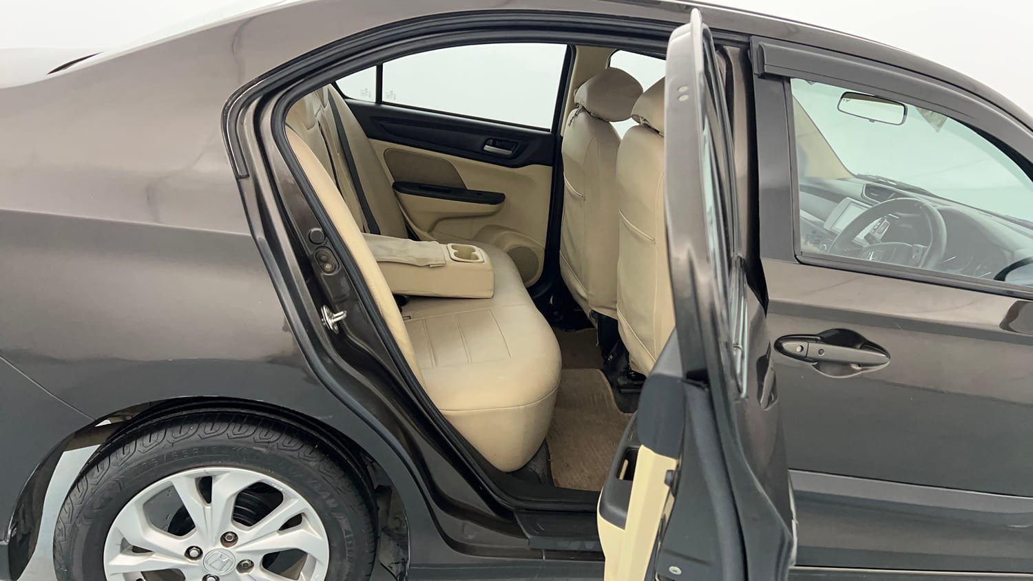 Used 2020 Honda Amaze 1.2 VX MT Petrol Petrol Manual interior RIGHT SIDE REAR DOOR CABIN VIEW