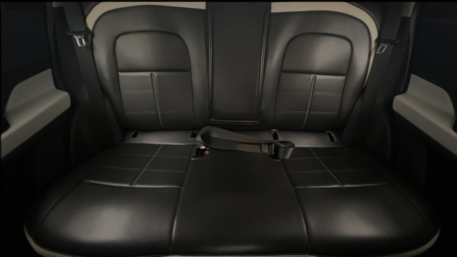 Used 2023 Tata Punch Accomplished MT Petrol Manual interior REAR SEAT CONDITION VIEW