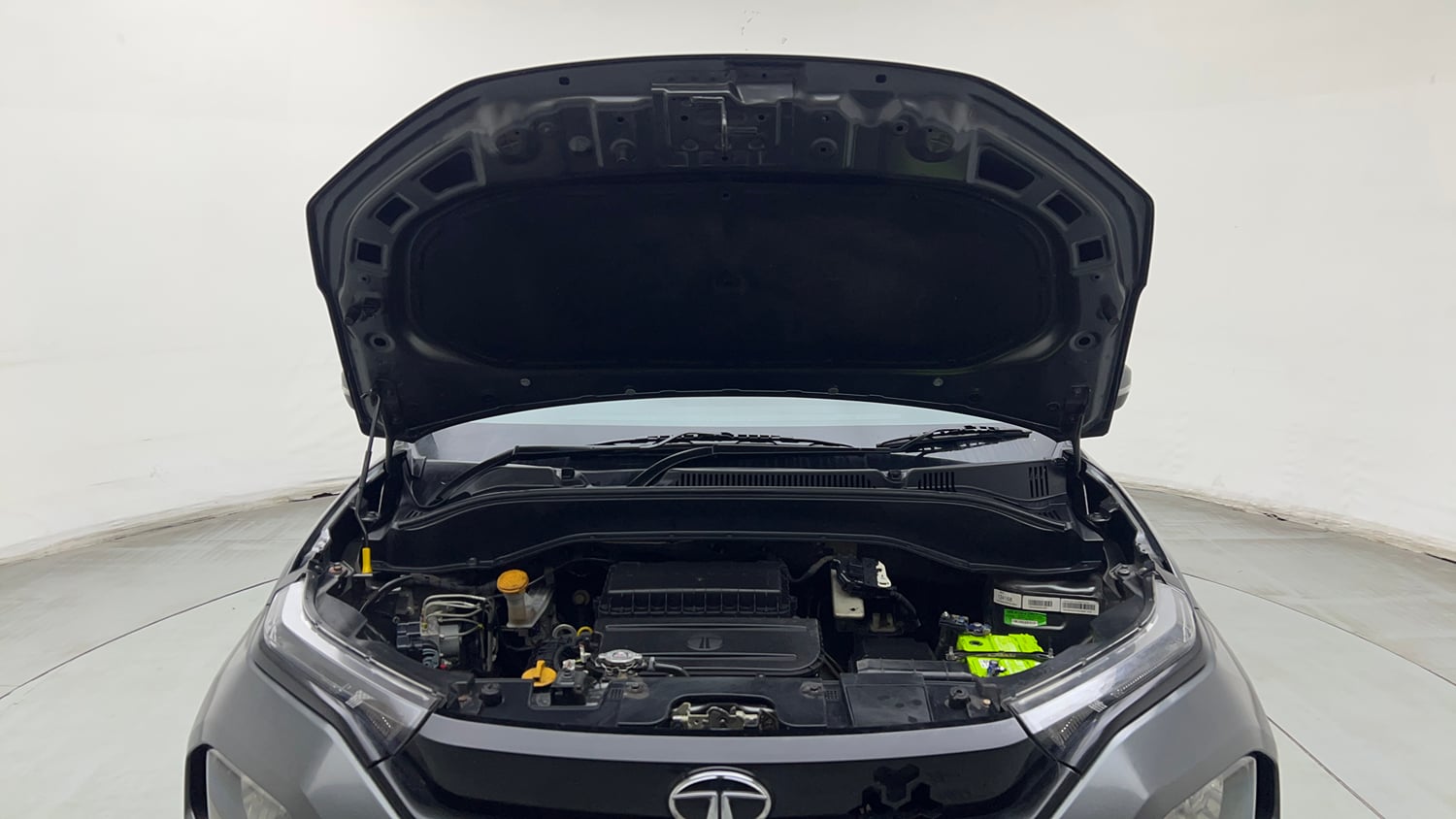 Used 2022 Tata Punch Adventure MT Petrol Manual engine ENGINE & BONNET OPEN FRONT VIEW