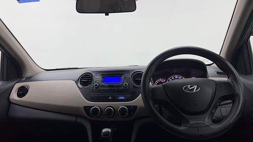 Used 2016 Hyundai Grand i10 Magna 1.2 Kappa VTVT Petrol Manual interior DASHBOARD VIEW