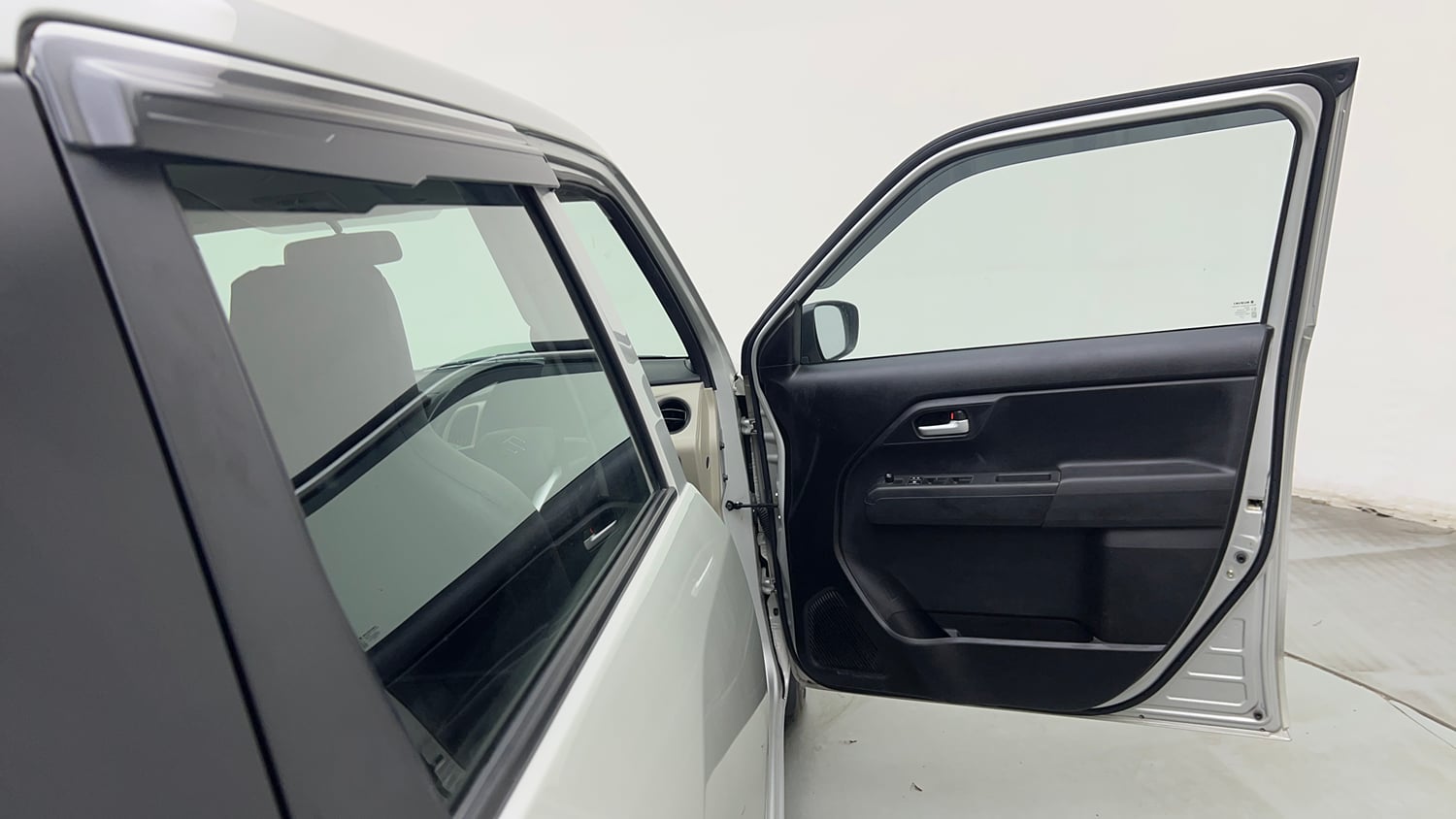Used 2023 Maruti Suzuki Wagon R VXI 1.0 Petrol Manual interior RIGHT FRONT DOOR OPEN VIEW