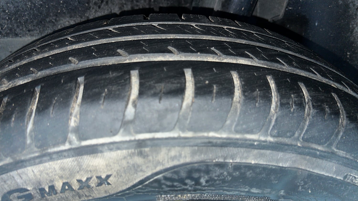 Used 2018 Maruti Suzuki Swift LXi Petrol Manual tyres LEFT REAR TYRE TREAD VIEW