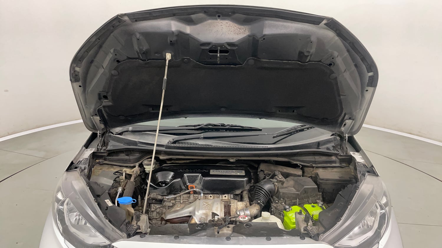 Used 2017 Honda WR-V VX MT Diesel Diesel Manual engine ENGINE & BONNET OPEN FRONT VIEW