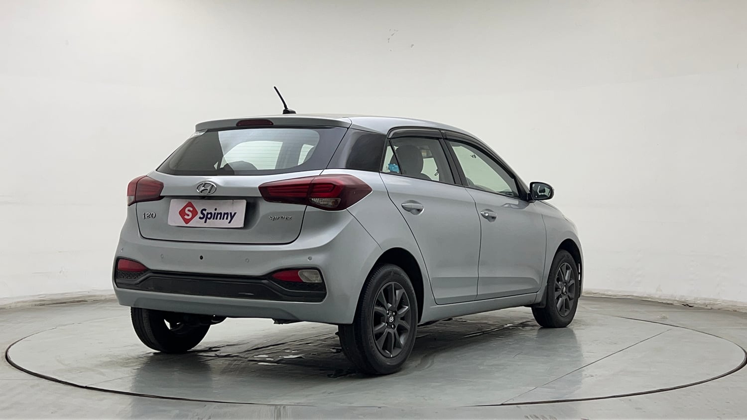 Used 2019 Hyundai Elite i20 Sportz Plus 1.2 Petrol Manual exterior RIGHT REAR CORNER VIEW
