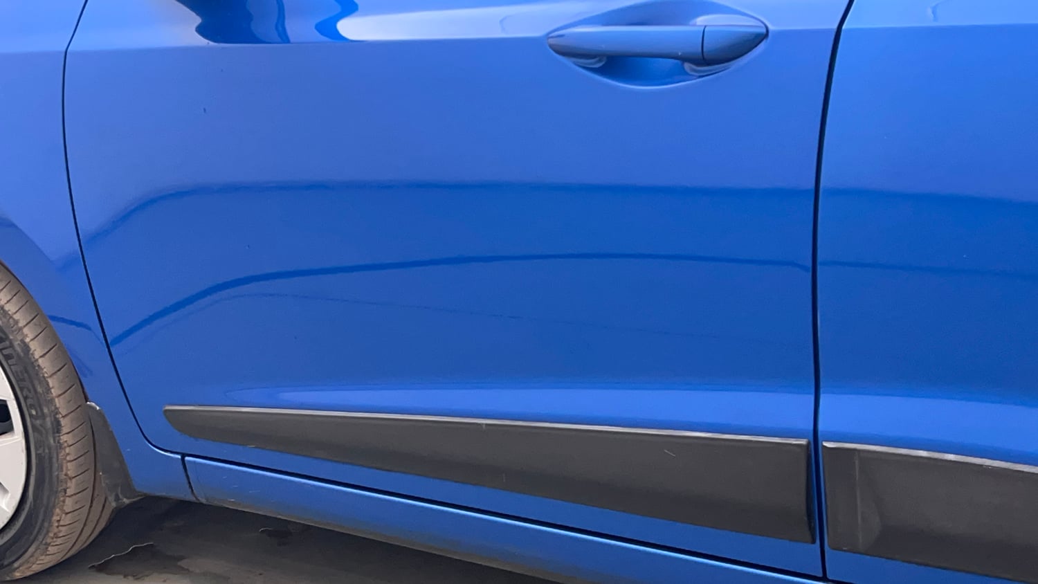 Used 2019 Hyundai Xcent S Petrol Manual dents MINOR SCRATCH