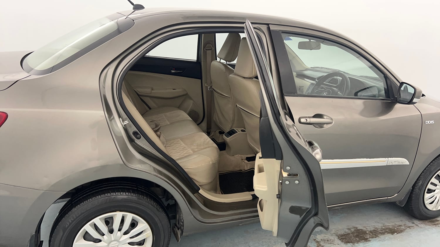 Used 2018 Maruti Suzuki Dzire VDi AMT Diesel Automatic interior RIGHT SIDE REAR DOOR CABIN VIEW