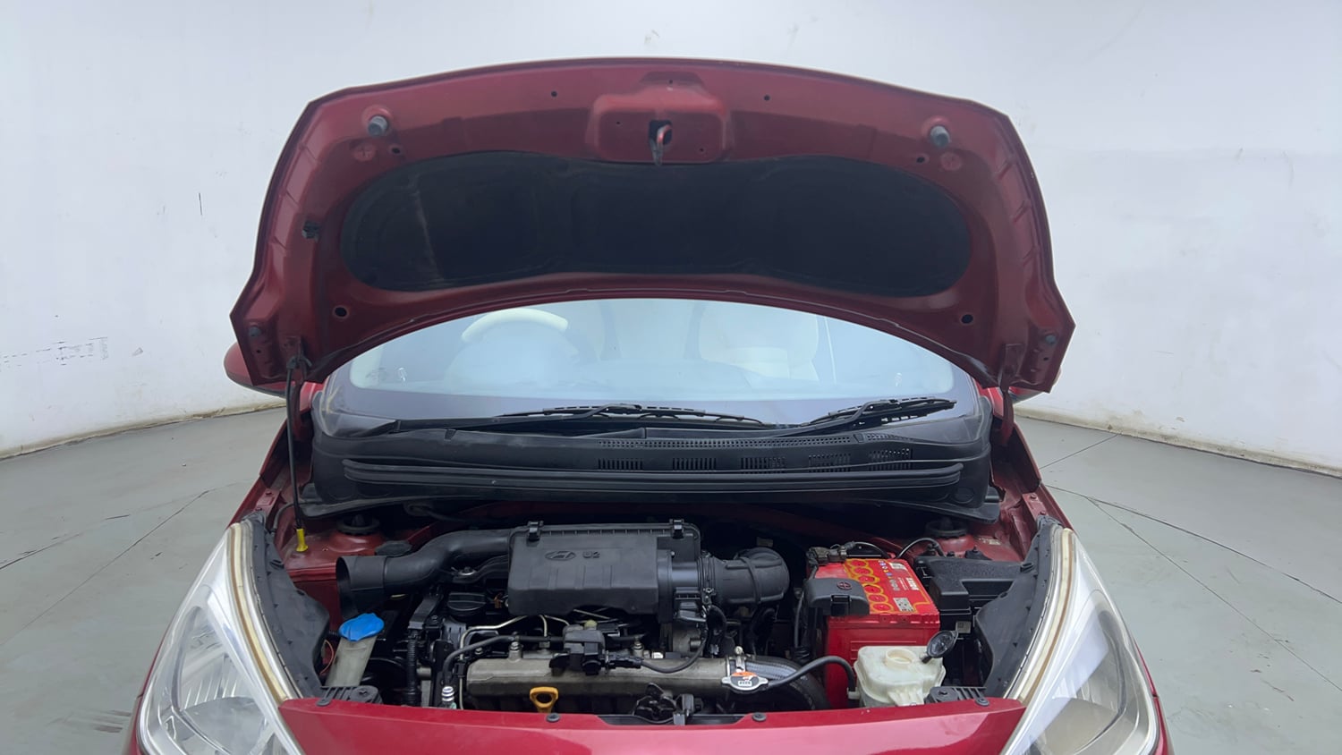 Used 2017 Hyundai Grand i10 Sportz U2 1.2 CRDi Diesel Manual engine ENGINE & BONNET OPEN FRONT VIEW