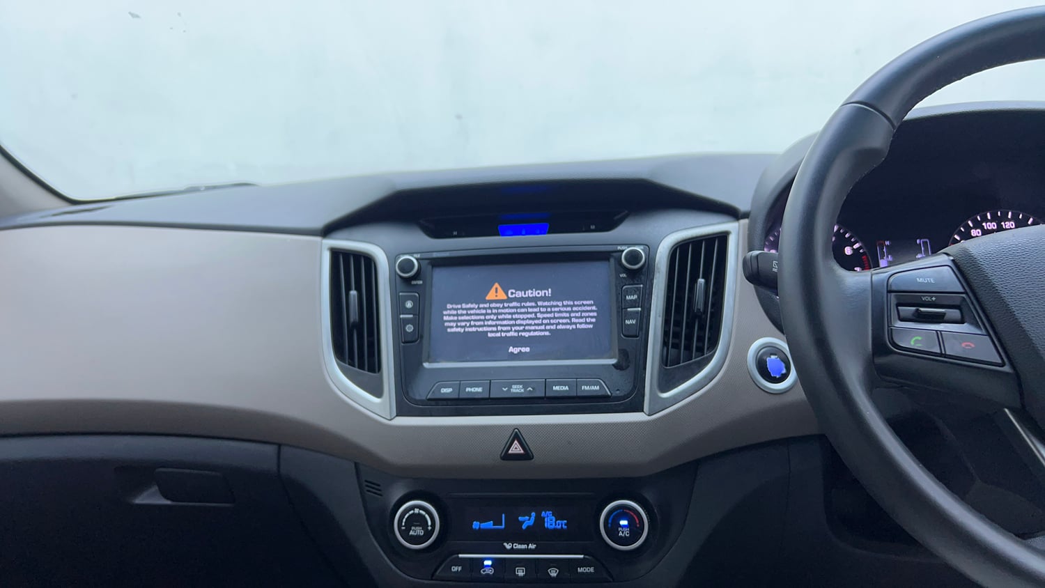 Used 2016 Hyundai Creta 1.6 SX Plus AT Petrol Petrol Automatic interior MUSIC SYSTEM & AC CONTROL VIEW