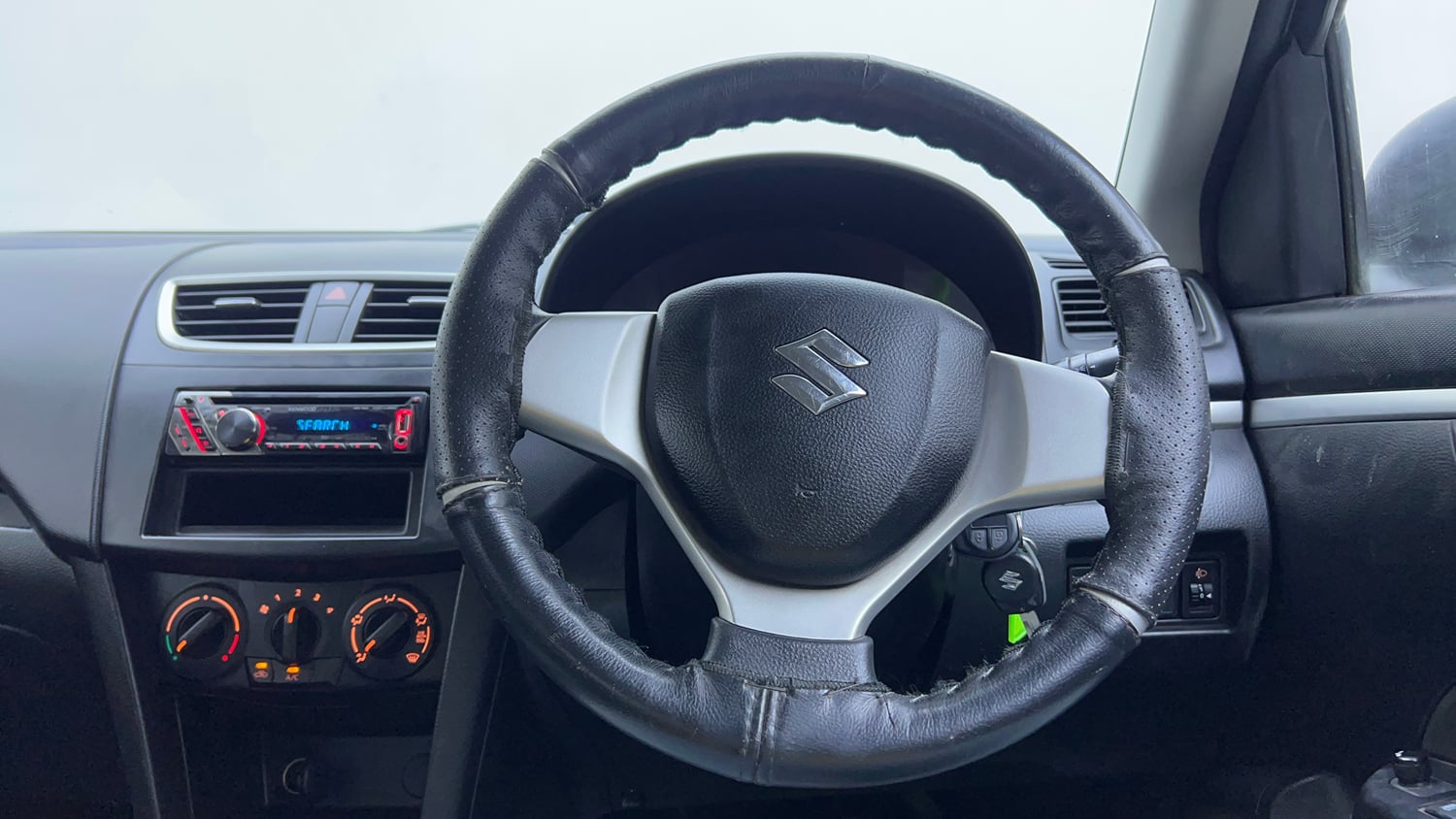 Used 2012 Maruti Suzuki Swift VXi Petrol Manual interior STEERING VIEW