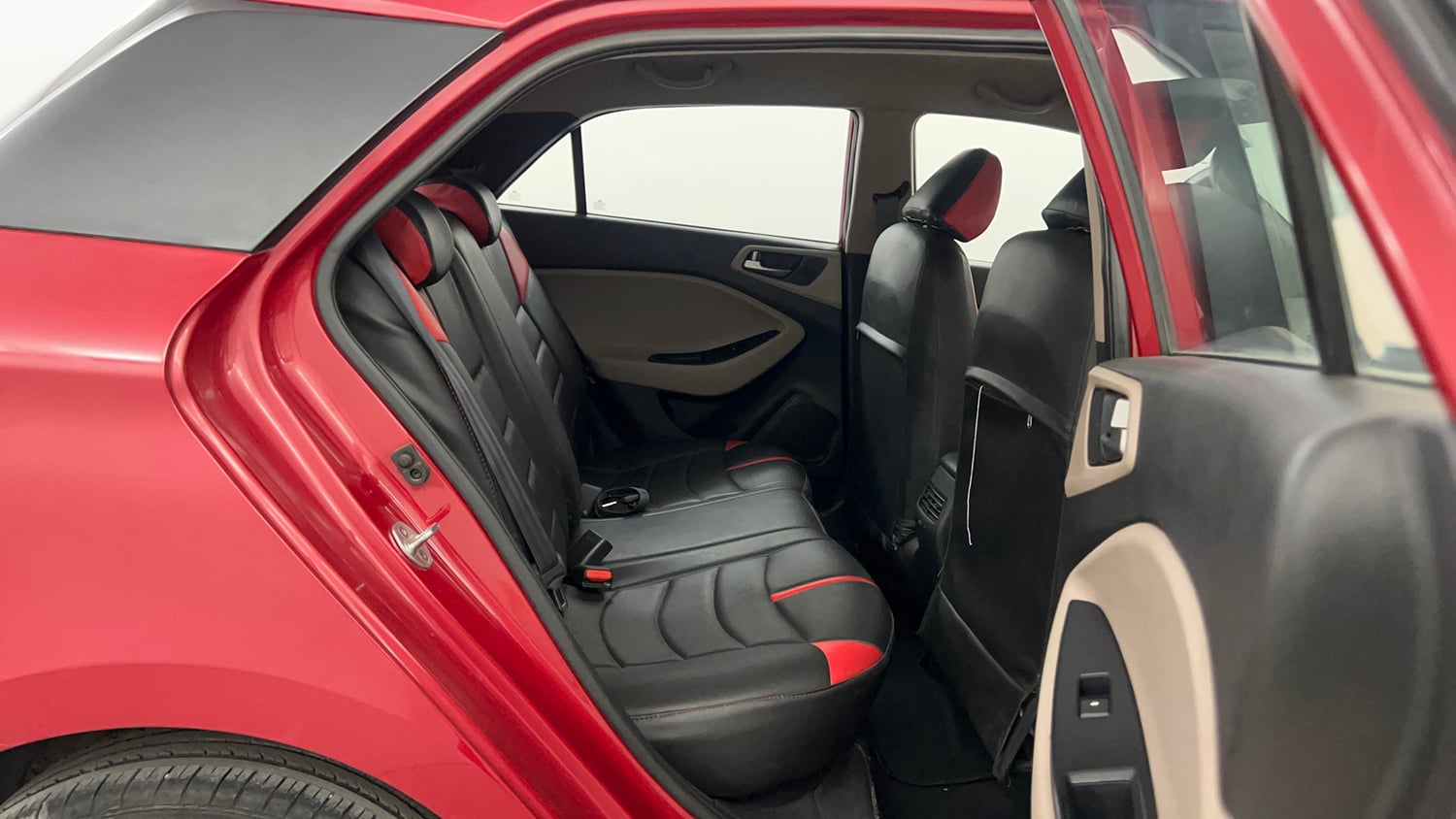 Used 2015 Hyundai Elite i20 Asta 1.2 Petrol Manual interior RIGHT SIDE REAR DOOR CABIN VIEW