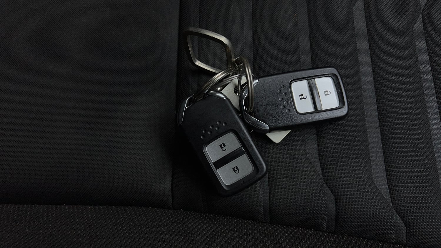 Used 2022 Honda WR-V VX MT Petrol Petrol Manual extra CAR KEY VIEW