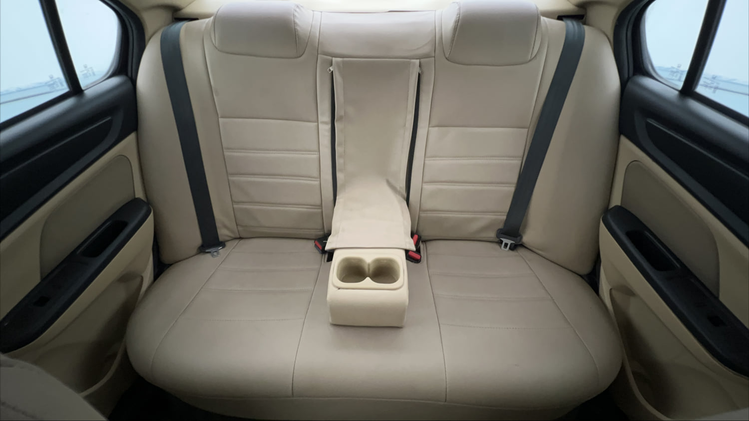 Used 2020 Honda Amaze 1.2 VX MT Petrol Petrol Manual interior REAR SEAT CONDITION VIEW