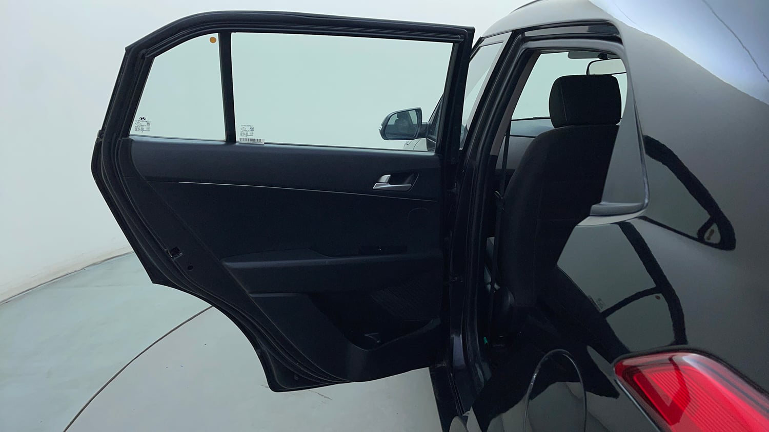 Used 2018 Hyundai Creta SX 1.6 CRDi Diesel Manual interior LEFT REAR DOOR OPEN VIEW