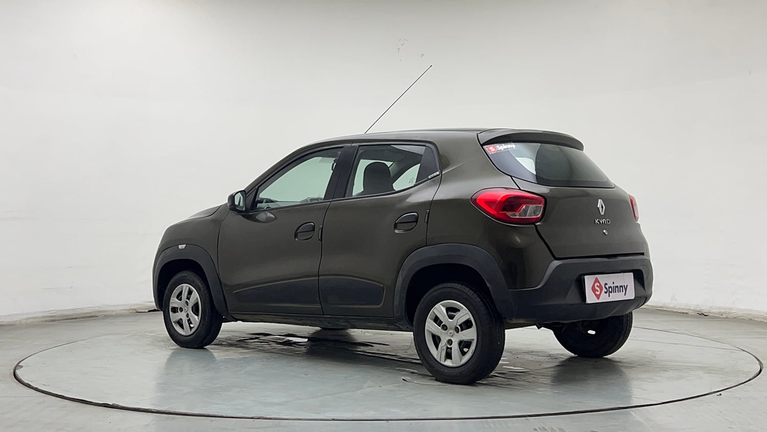 Used 2016 Renault Kwid RXT CNG (Outside Fitted) Cng Manual exterior LEFT REAR CORNER VIEW