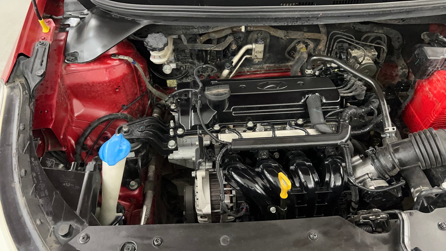 Used 2015 Hyundai Elite i20 Asta 1.2 Petrol Manual engine ENGINE RIGHT SIDE VIEW