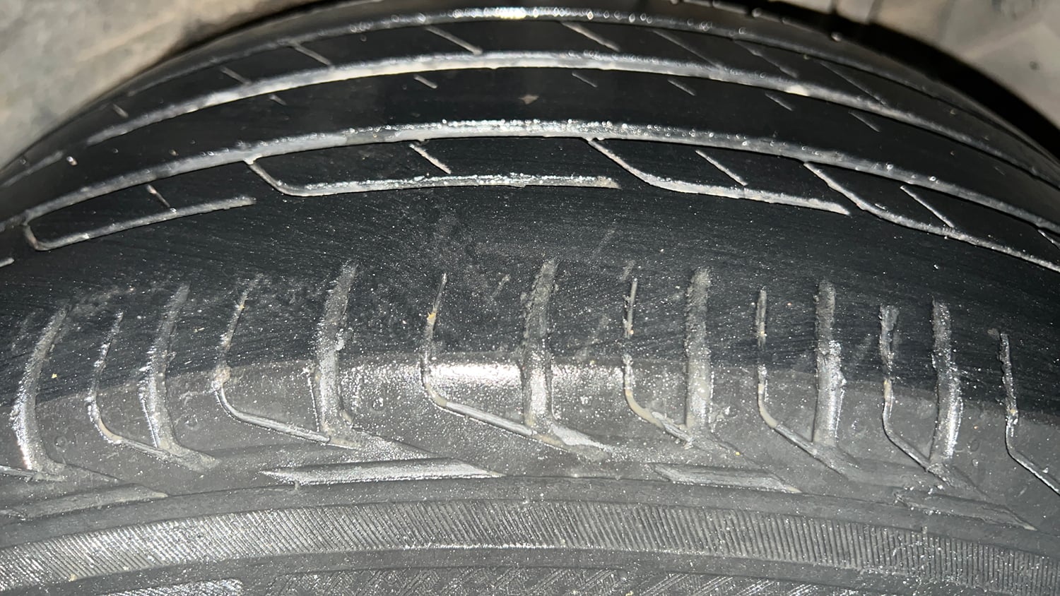 Used 2018 Tata Nexon XZ Plus Petrol Manual tyres LEFT REAR TYRE TREAD VIEW