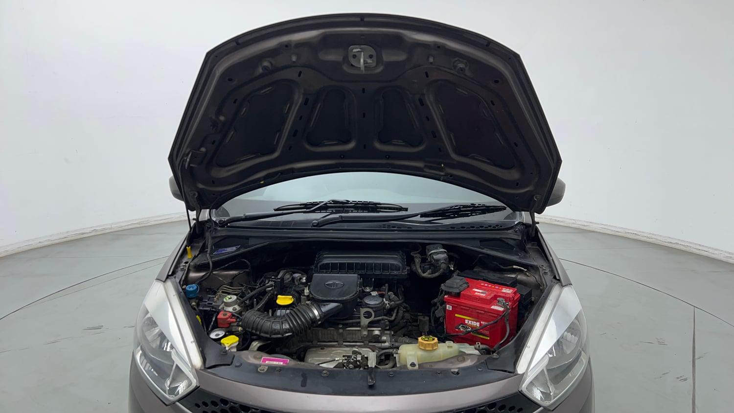 Used 2019 Tata Tiago XM CNG (Outside Fitted) Cng Manual engine ENGINE & BONNET OPEN FRONT VIEW
