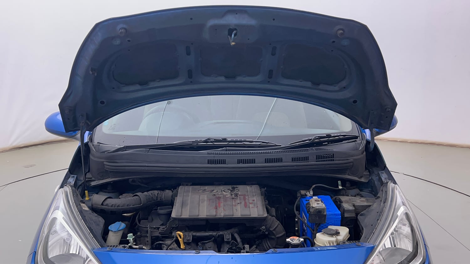 Used 2019 Hyundai Xcent S Petrol Manual engine ENGINE & BONNET OPEN FRONT VIEW