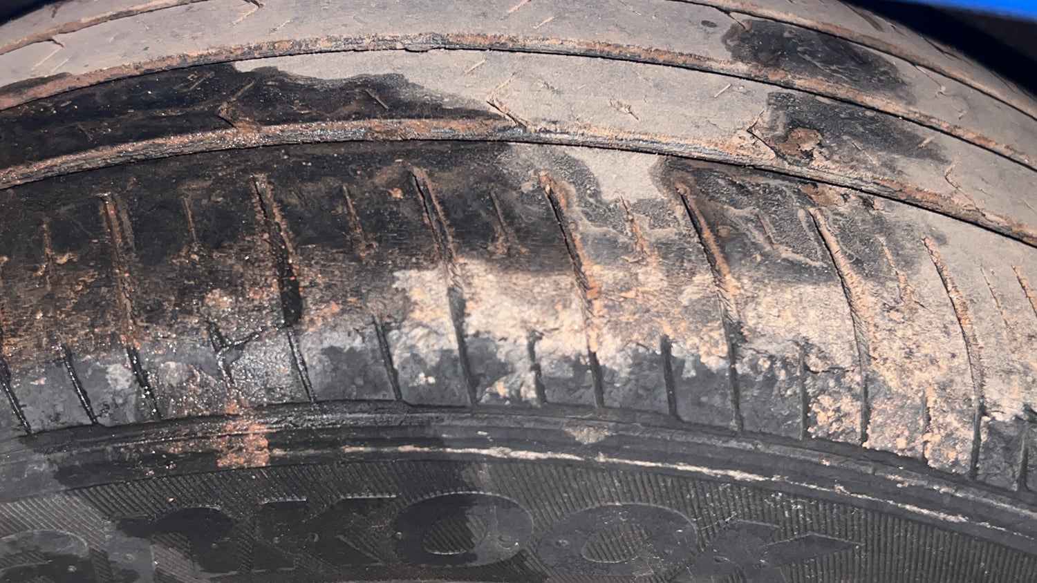 Used 2019 Hyundai Xcent S Petrol Manual tyres RIGHT REAR TYRE TREAD VIEW