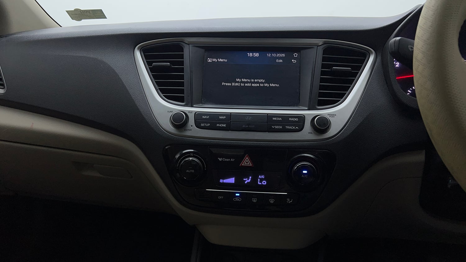 Used 2018 Hyundai Verna SX 1.6 VTVT Petrol Manual top_features Integrated (in-dash) music system