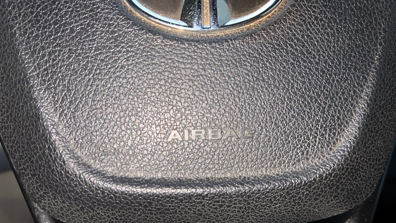 Used 2019 Tata Nexon XM Petrol Manual top_features Airbags