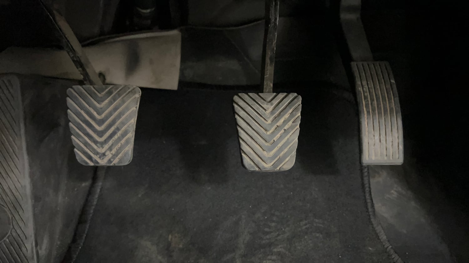 Used 2015 Hyundai Elite i20 Asta 1.2 Petrol Manual interior PEDALS VIEW