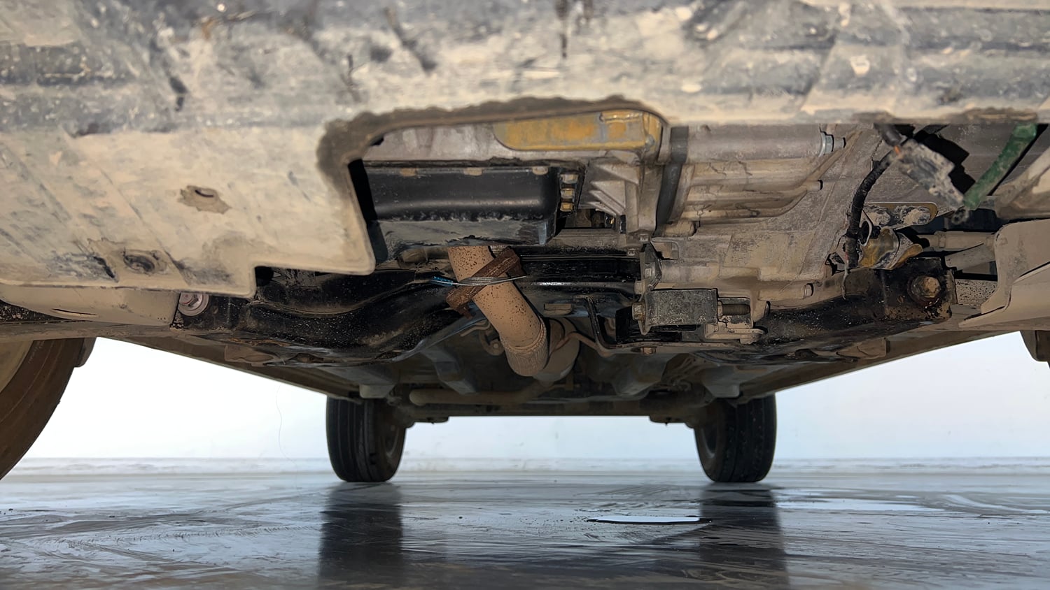 Used 2021 Tata Nexon XZA Plus Diesel Dark Edition Diesel Automatic extra FRONT LEFT UNDERBODY VIEW