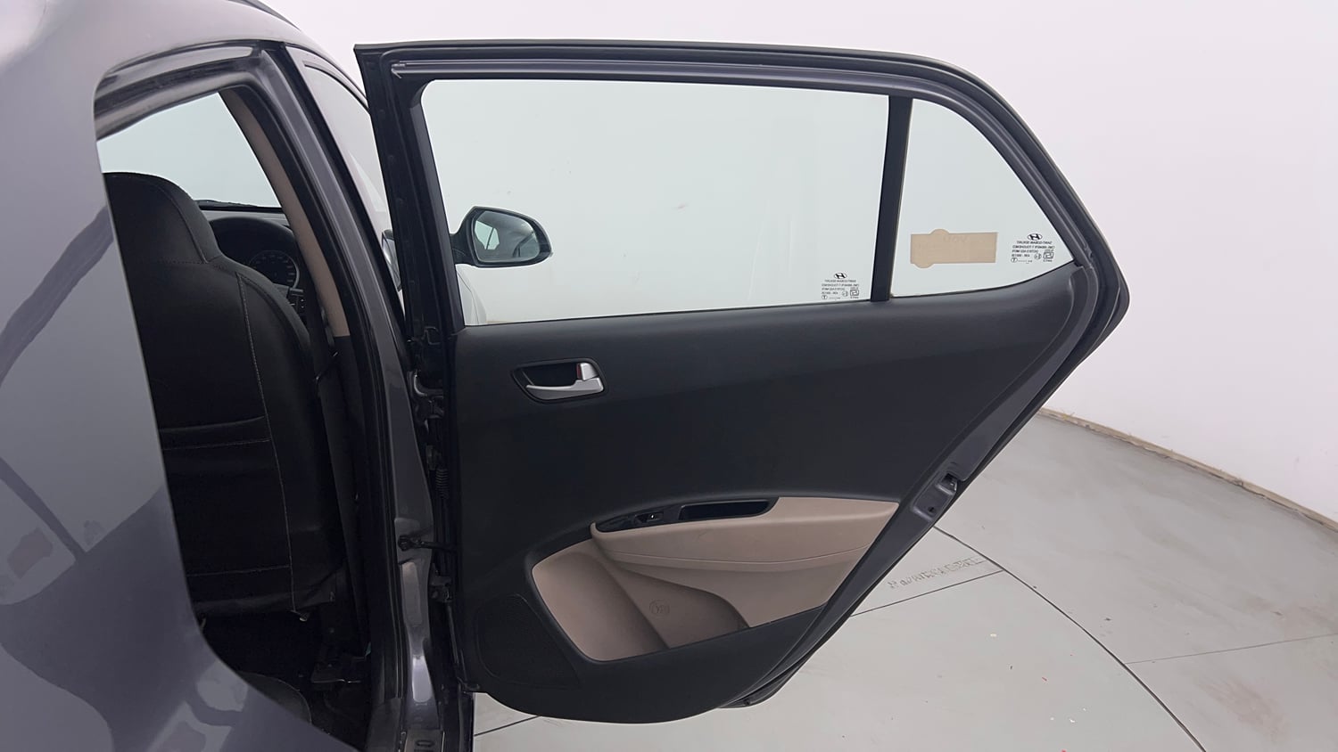 Used 2018 Hyundai Grand i10 Sportz (O) U2 1.2 CRDi Diesel Manual interior RIGHT REAR DOOR OPEN VIEW