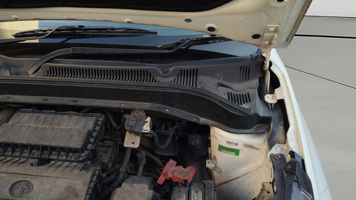 Used 2022 Tata Punch Pure MT Petrol Manual engine ENGINE LEFT SIDE HINGE & APRON VIEW