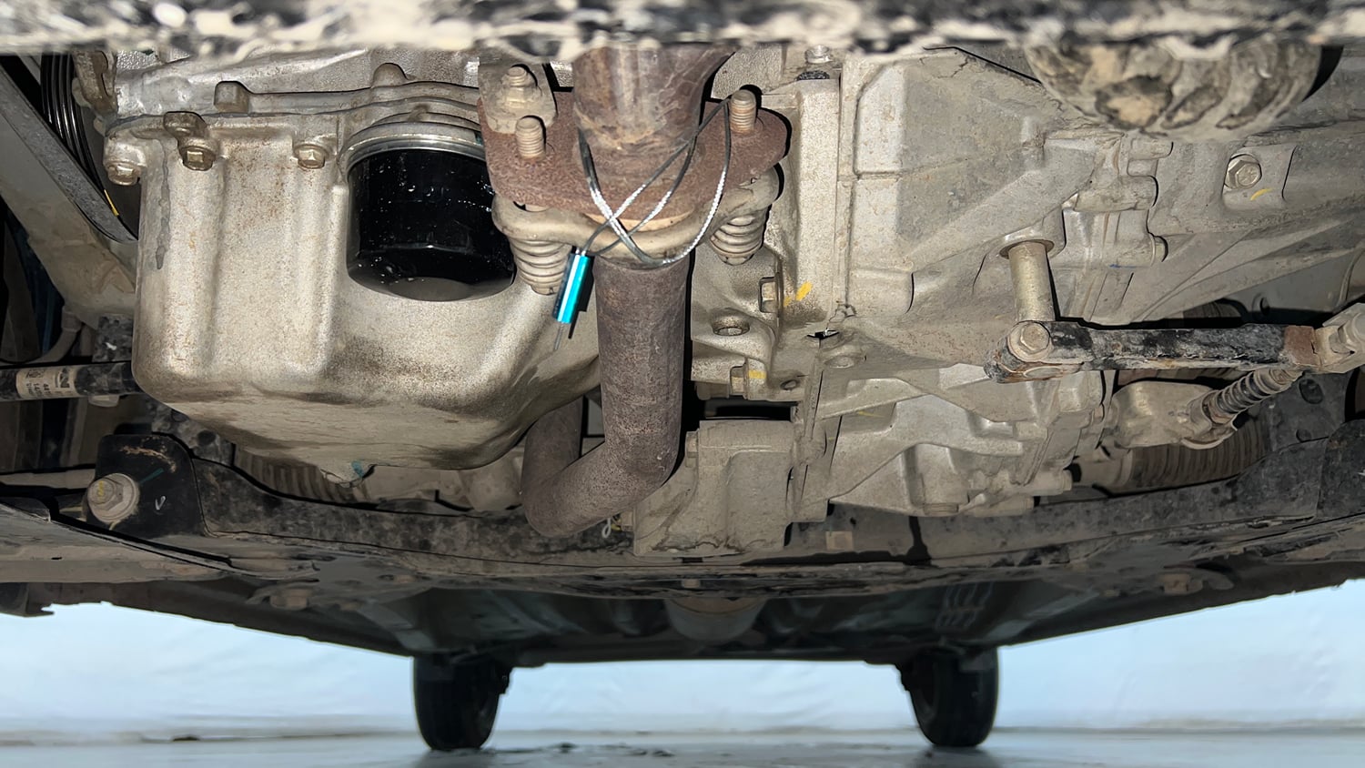 Used 2023 Maruti Suzuki Wagon R VXI 1.0 Petrol Manual extra FRONT LEFT UNDERBODY VIEW