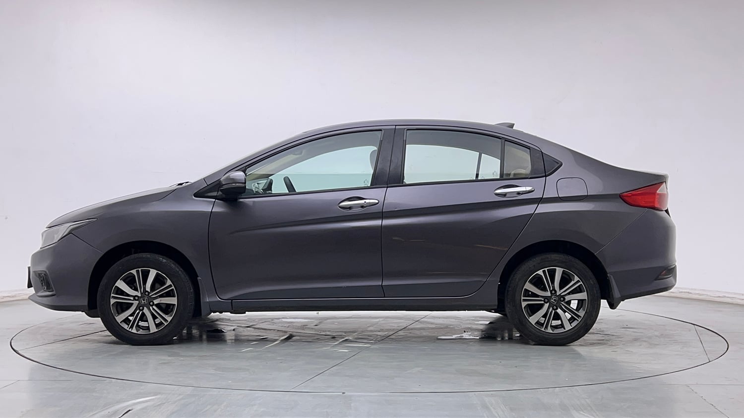 Used 2017 Honda City V CVT Petrol Petrol Automatic exterior LEFT SIDE VIEW