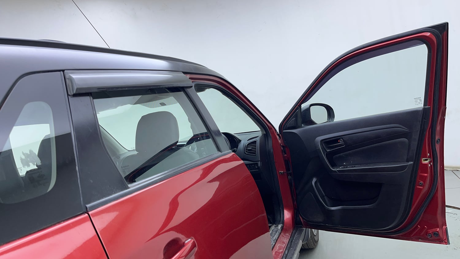 Used 2019 maruti-suzuki Vitara Brezza VDi AGS Diesel Automatic interior RIGHT FRONT DOOR OPEN VIEW