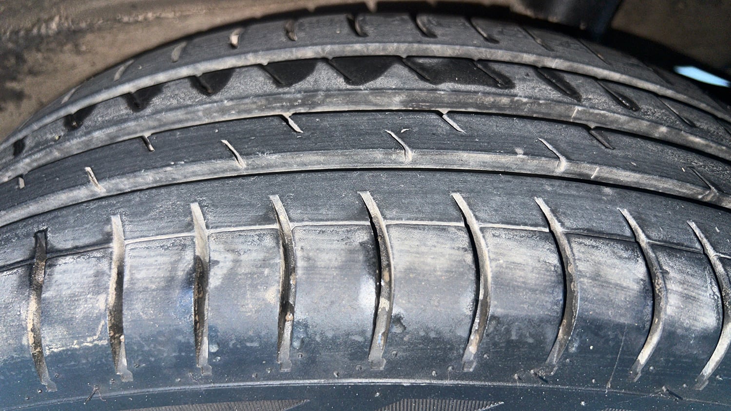 Used 2019 Maruti Suzuki Wagon R ZXi 1.2 Petrol Manual tyres LEFT REAR TYRE TREAD VIEW
