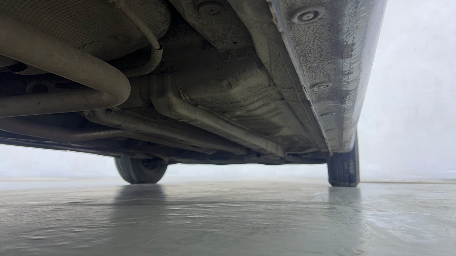 Used 2015 Hyundai Elite i20 Sportz 1.2 Petrol Manual extra REAR RIGHT UNDERBODY VIEW