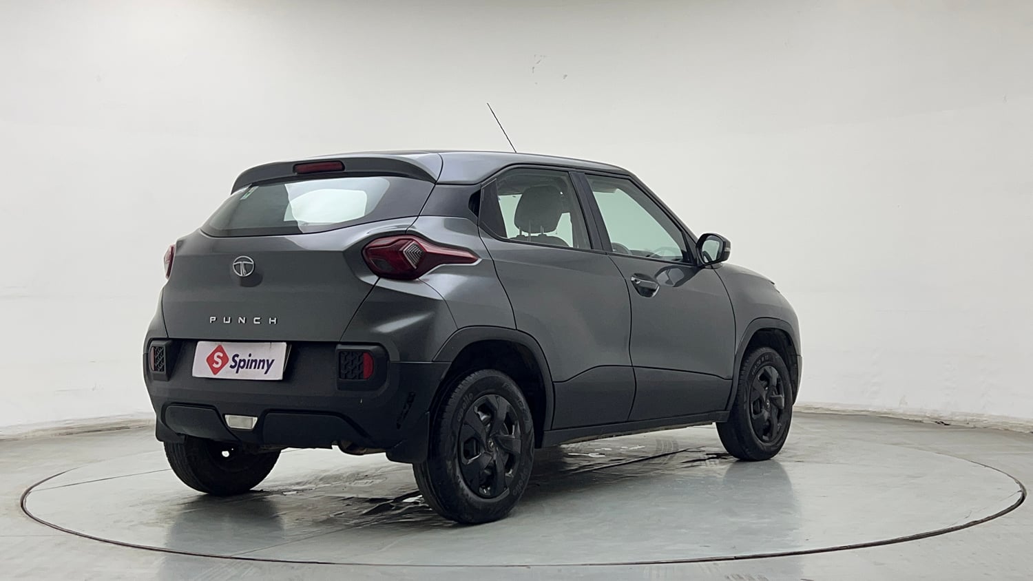 Used 2022 Tata Punch Adventure MT Petrol Manual exterior RIGHT REAR CORNER VIEW