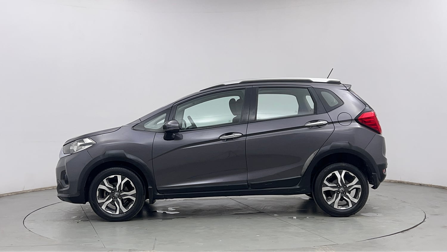 Used 2019 Honda WR-V VX MT Diesel Diesel Manual exterior LEFT SIDE VIEW