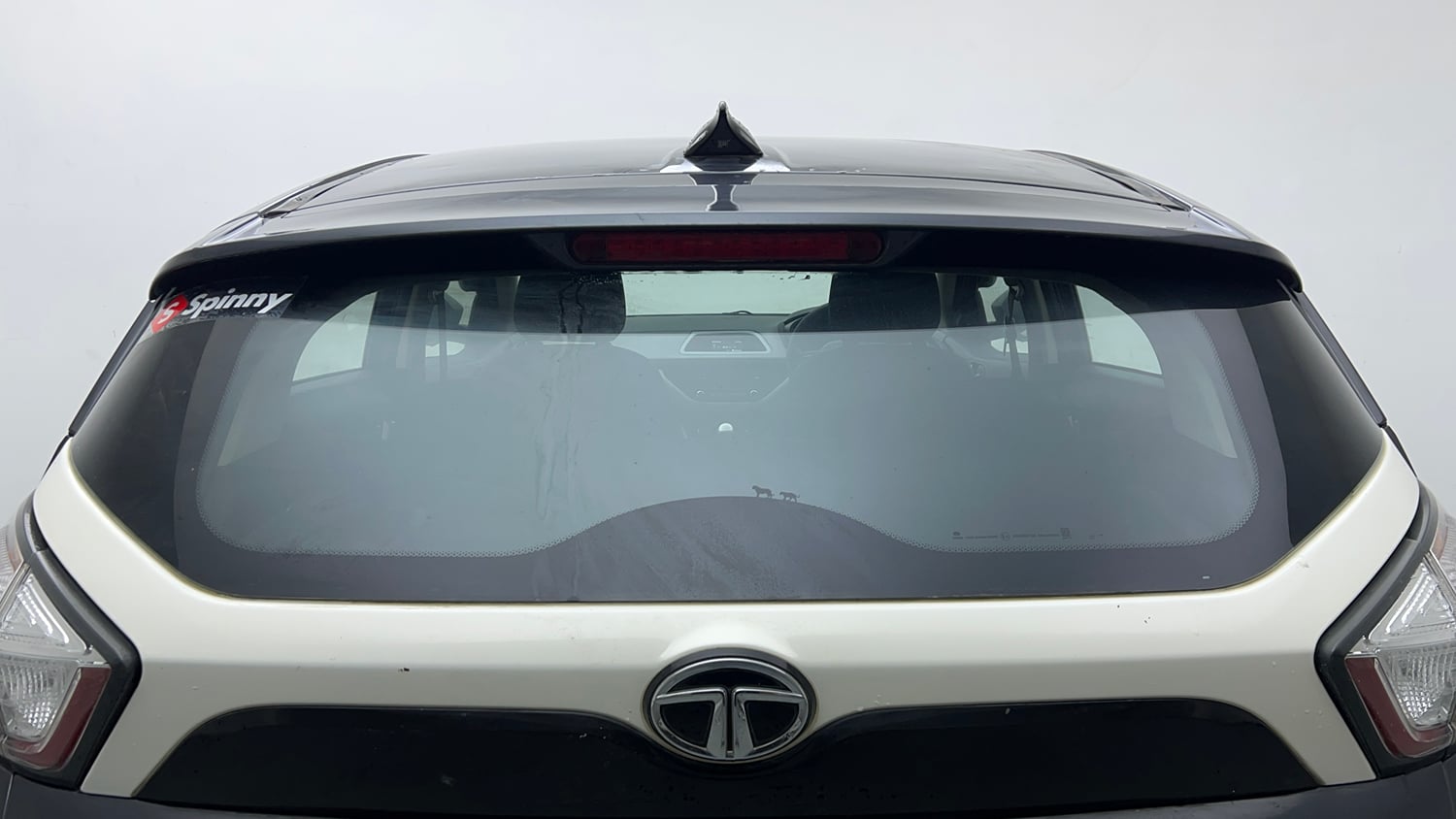 Used 2019 Tata Nexon XM Petrol Manual exterior BACK WINDSHIELD VIEW