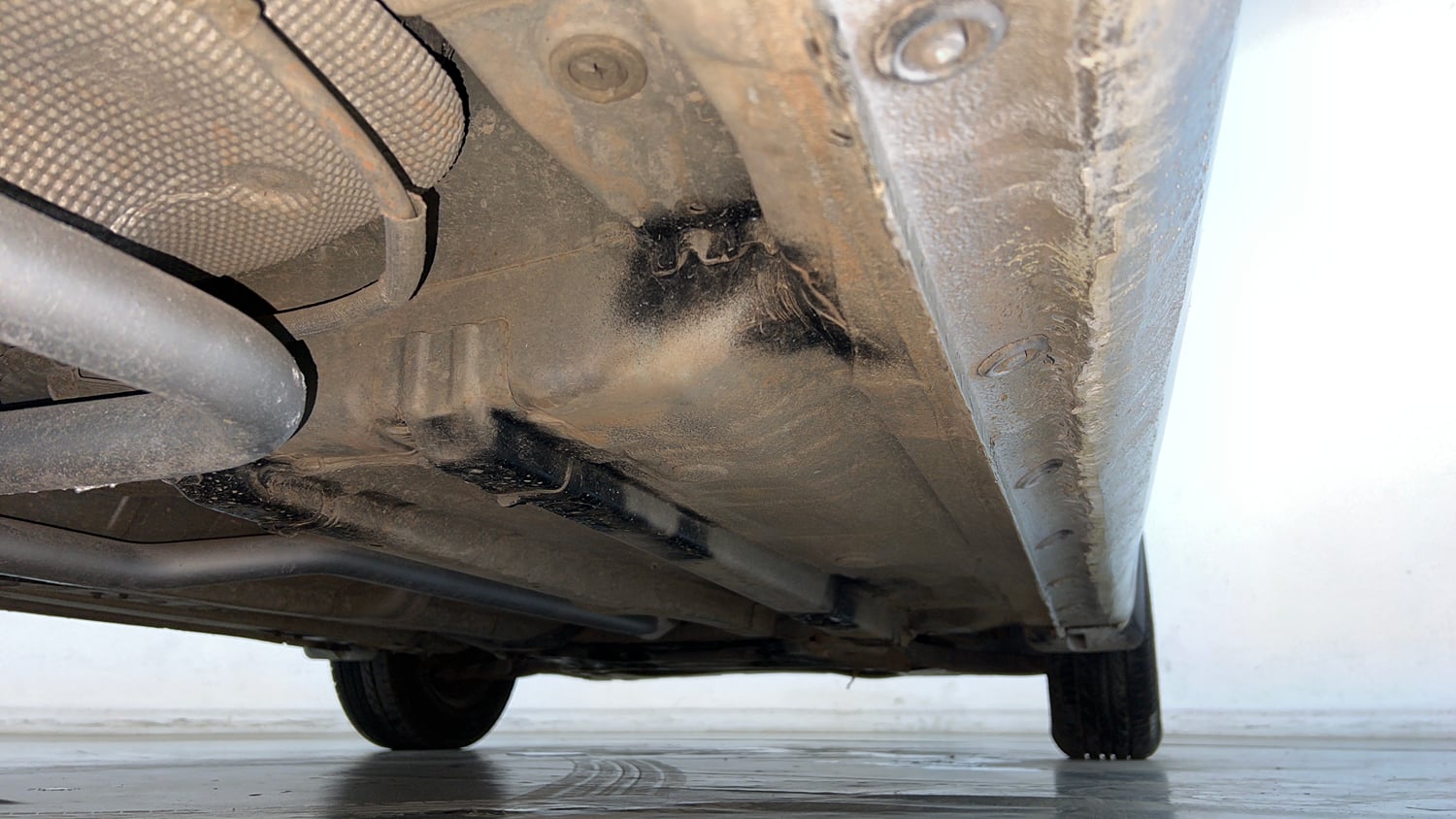 Used 2014 Hyundai Elite i20 Era 1.2 Petrol Manual extra REAR RIGHT UNDERBODY VIEW