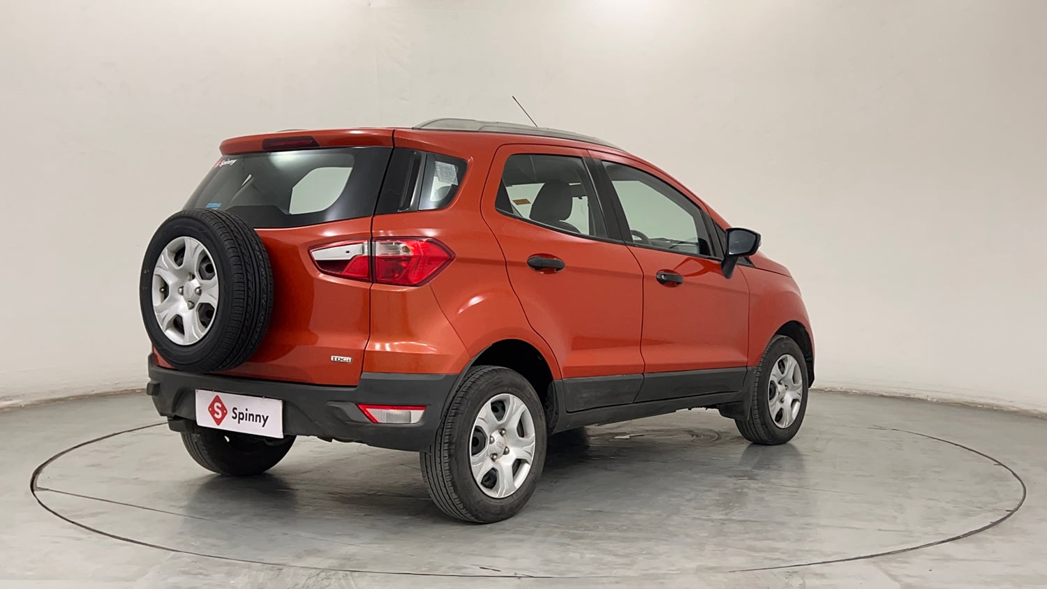 Used 2014 Ford EcoSport Ambiente 1.5 TDCi Diesel Manual exterior RIGHT REAR CORNER VIEW
