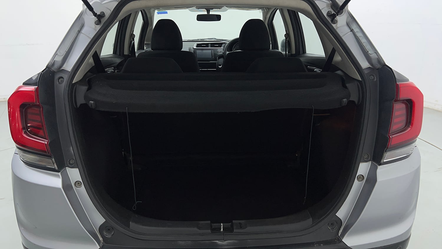 Used 2022 Honda WR-V VX MT Petrol Petrol Manual interior DICKY INSIDE VIEW