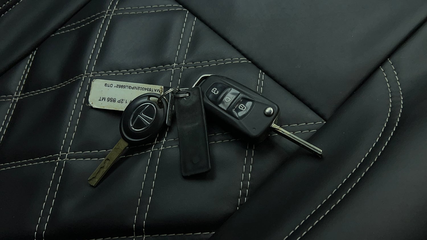 Used 2022 Tata Punch Adventure MT Petrol Manual extra CAR KEY VIEW