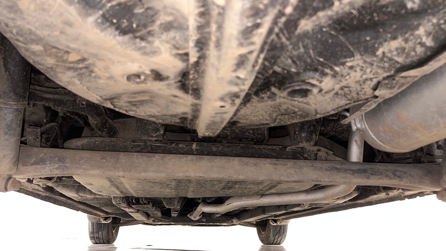 Used 2013 Hyundai i20 Asta 1.2 Petrol Manual extra REAR UNDERBODY VIEW (TAKEN FROM REAR)