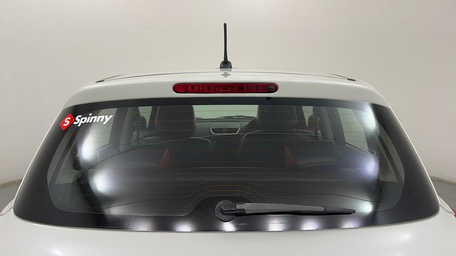 Used 2014 Maruti Suzuki Swift ZXi Petrol Manual exterior BACK WINDSHIELD VIEW