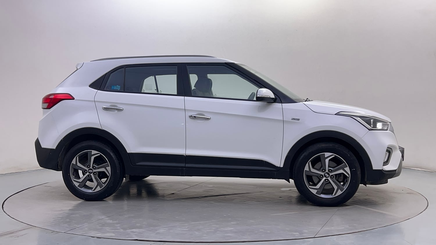 Used 2018 Hyundai Creta SX 1.6 AT Petrol Petrol Automatic exterior RIGHT SIDE VIEW