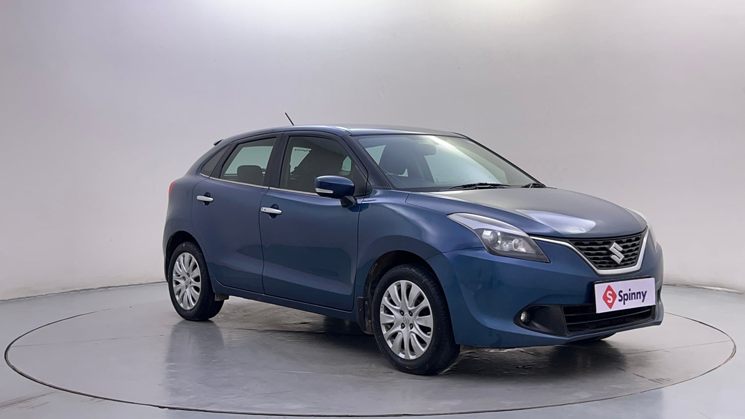 Used 2016 Maruti Suzuki Baleno Alpha 1.2 Petrol Manual exterior RIGHT FRONT CORNER VIEW