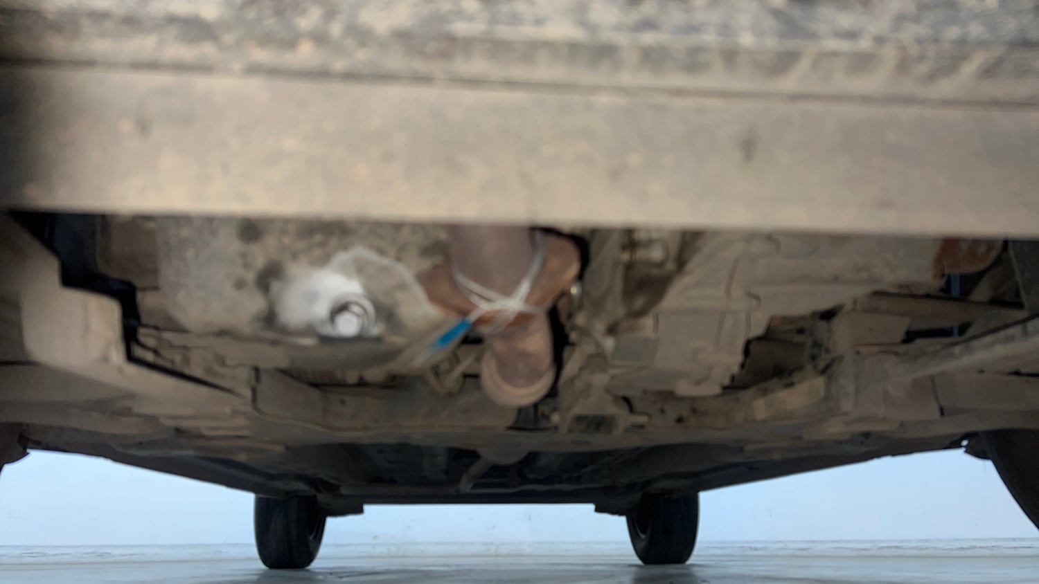 Used 2022 Tata Punch Adventure MT Petrol Manual extra FRONT LEFT UNDERBODY VIEW