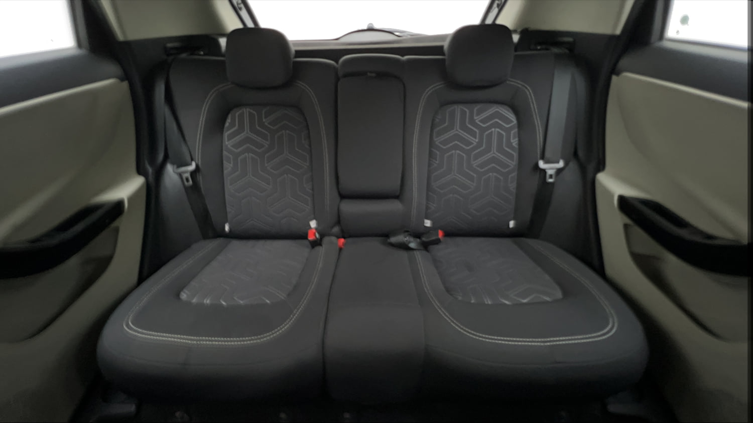 Used 2022 Tata Nexon XZ Plus (HS) Petrol Manual interior REAR SEAT CONDITION VIEW